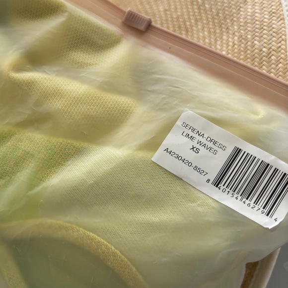 Alexis Serena Dress Lime Waves Cut out Maxi dress S XS jacquard long sleeve - Picture 2 of 14